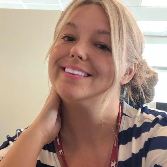 Meet your Posher, Chantal - Picture 1 of 1